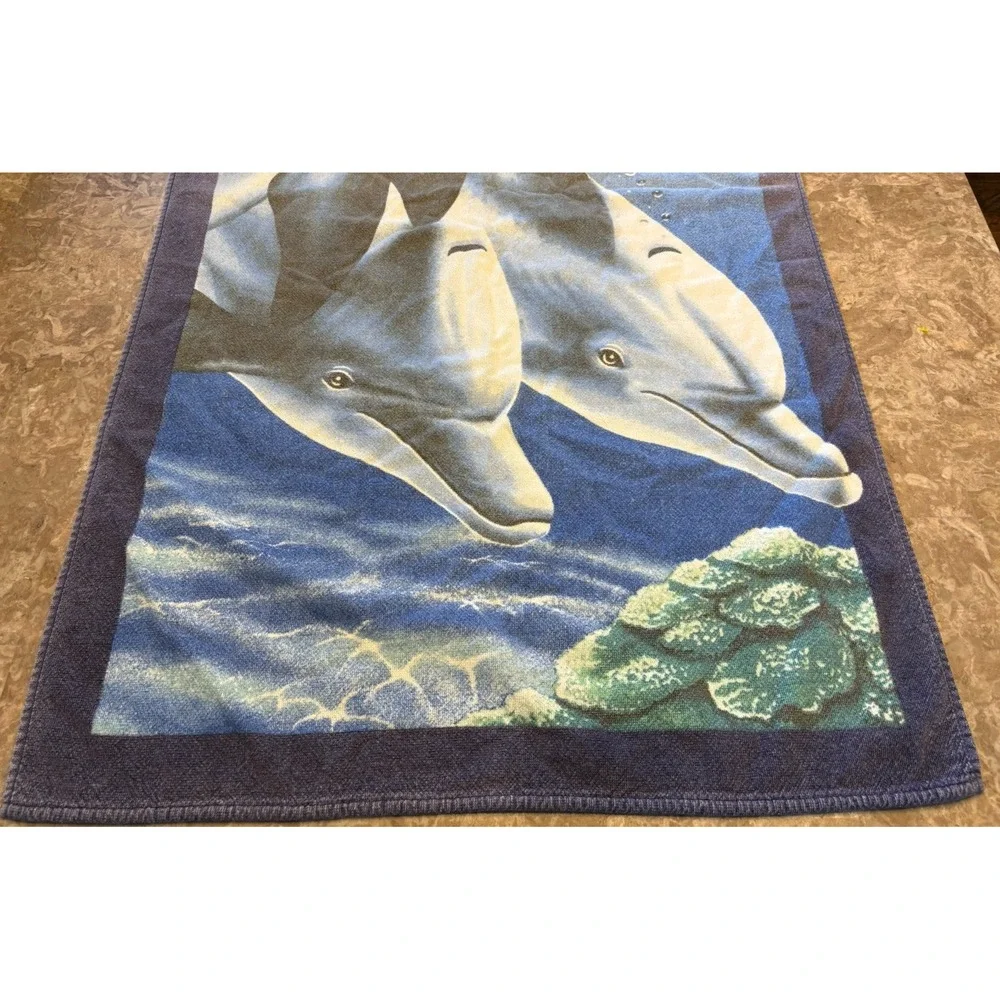 Vintage Dolphin Ocean Beach Towel Dolphins Under the Sea Aquatic 26